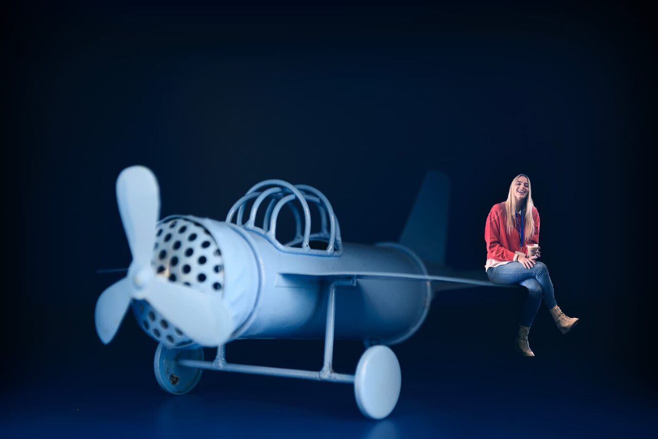 Toy plane